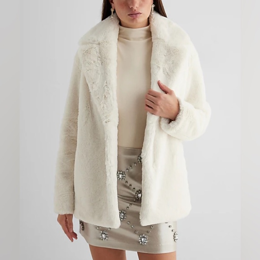 Express Women's Cream Faux Fur Teddy Coat